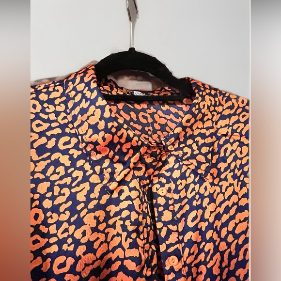 Fashion Nova Poplin Animal Print Button Front Blouse NWT! Size 3X - Picture 5 of 8